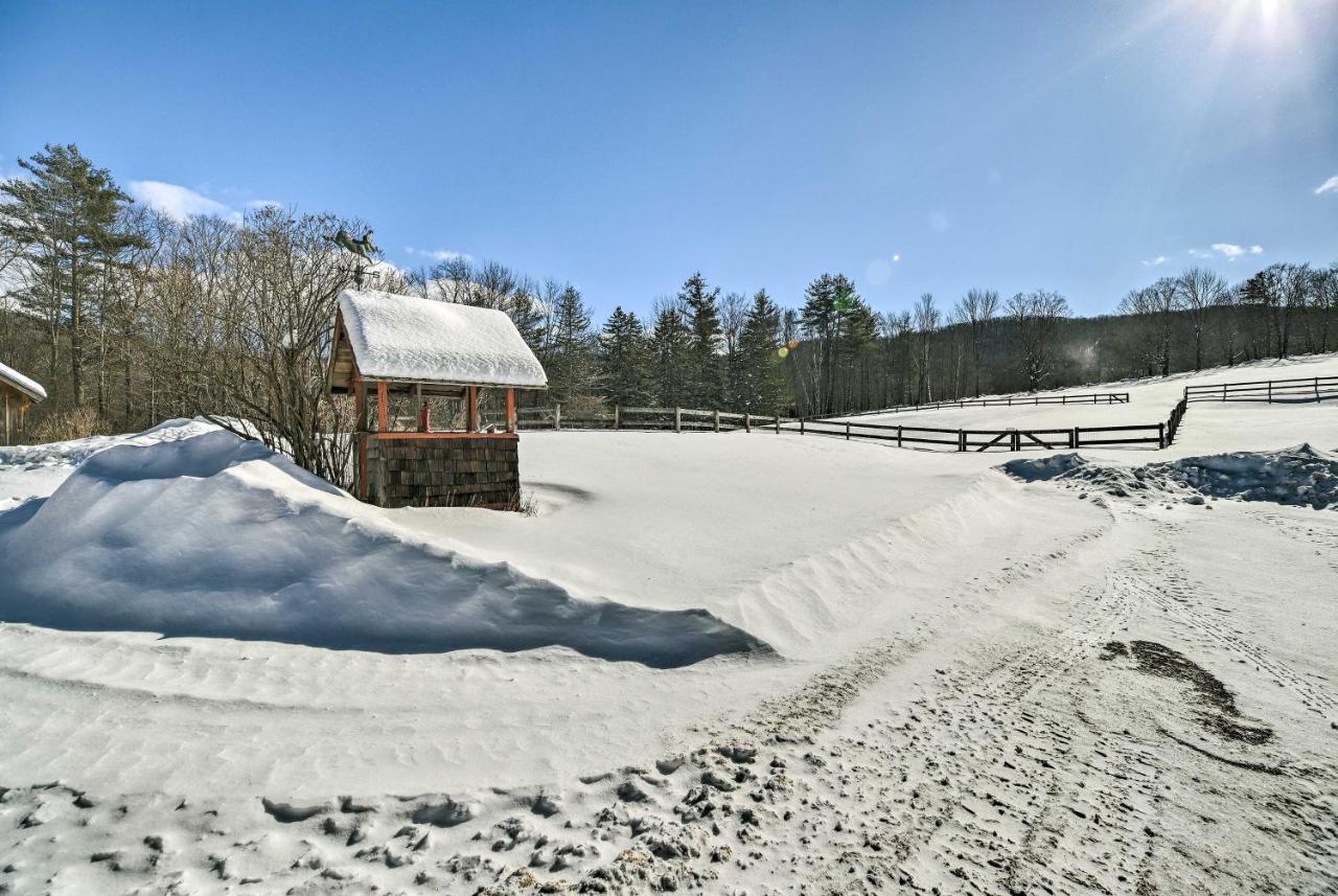 فيلا Chester Farmhouse On 100 Acres, 15 Min To Okemo! المظهر الخارجي الصورة